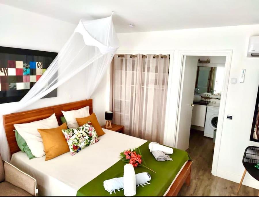 Coco Breeze - Anse Des Rochers Saint-Francois  Exterior photo